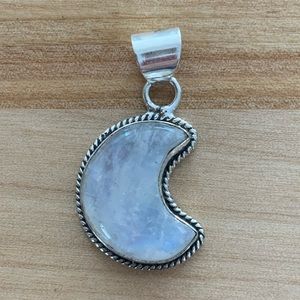 Moon Rainbow Moonstone Solid 925 Sterling Silver Pendant